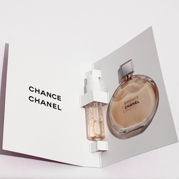 CHANEL travel size gift set 7pc - Creams Mascara Serum Notecard Envelope - NEW - Picture 13 of 14
